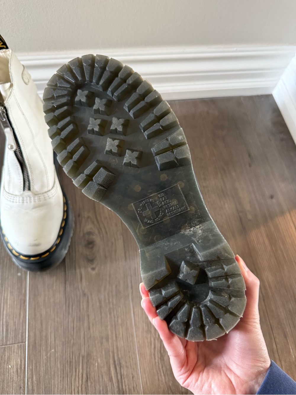 Doc Martens Jetta Leather Platform Boots Size 8 - Picture 8 of 8